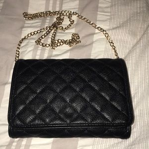Black crossbody purse